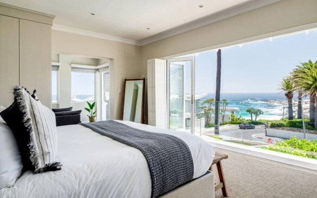 Sedgemoor Villa in Camps Bay