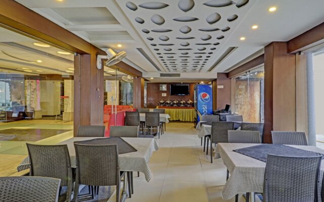 Loharkar Family Hotel L A Rooms