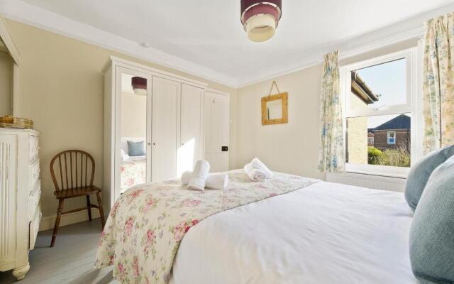 Family Friendly 3Br House W Garden Bbq