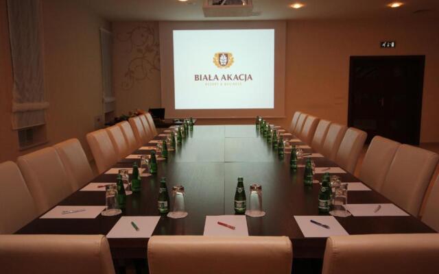 Biała Akacja Resort & Business