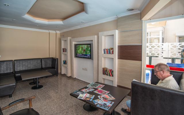 Kleopatra Develi Hotel