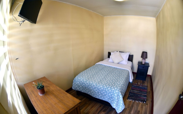 Hostal Ashpai
