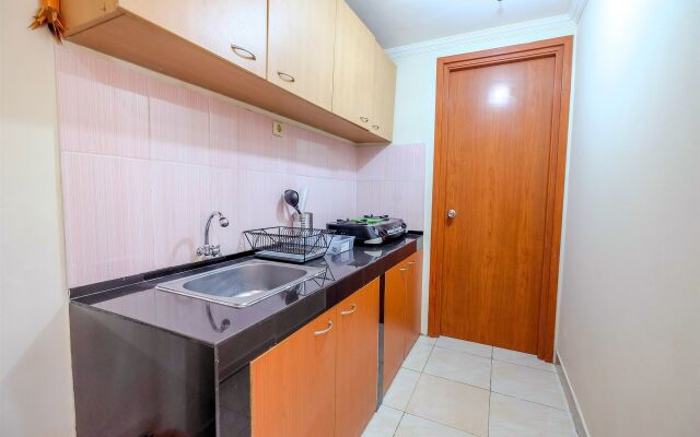 2 Bedrooms at Grand Palace Kemayoran Apartment by Travelio