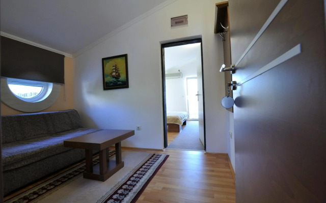 Hotel Djuric