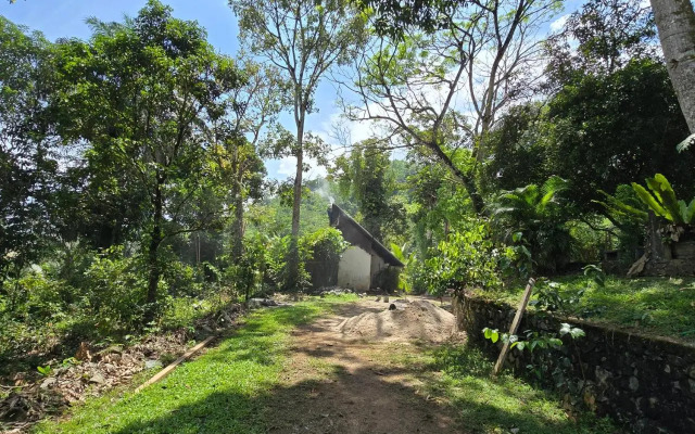 Nildiya Falls Hotel