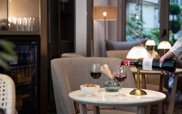 Mercure Paris Montparnasse Raspail
