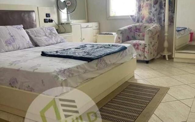 شاليه للايجار في المعموره الشاطئ الاسكندريه مصر للتواصل 01272849001