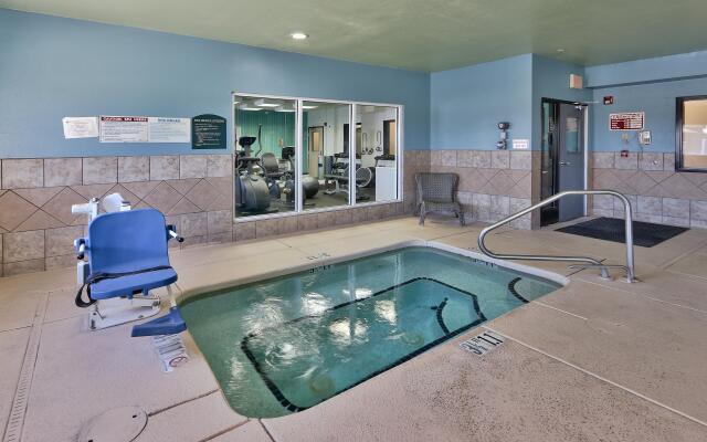 Holiday Express & Suites Portales by IHG