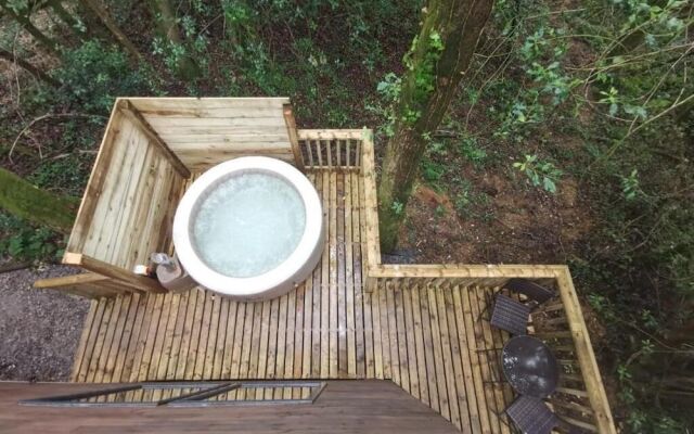 Tiny House-Hot Tub-St Clears-Pembrokeshire-Tenby