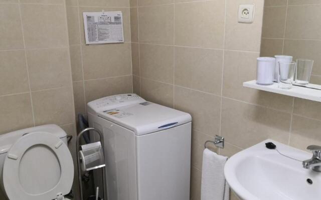 Skol 919A by Completely Marbella