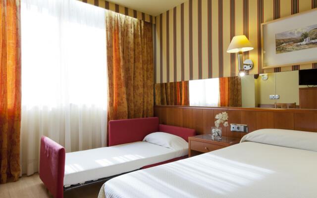 Ilunion Les Corts Spa Hotel