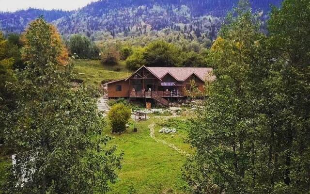 ПихтаHouse (ПихтаХаус)