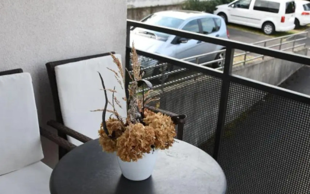 Api Apartment