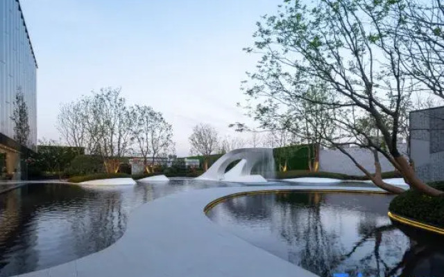 Lvcheng Hotel (Zhengzhou CBD Convention and Exhibition Center)