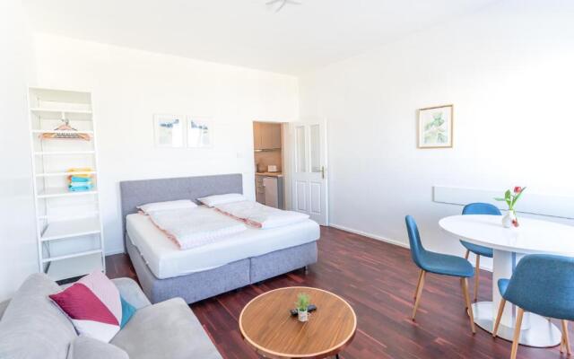 Comfortable Apartments Vienna 1100 with Garage and contactless Check-in