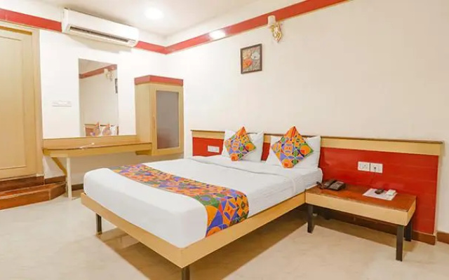 Fabhotel Sri Sai Ram Suites