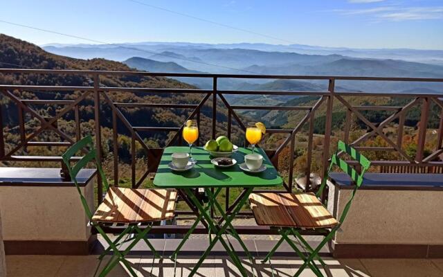 Modern Lux Apartment H8 at Milmari Resort
