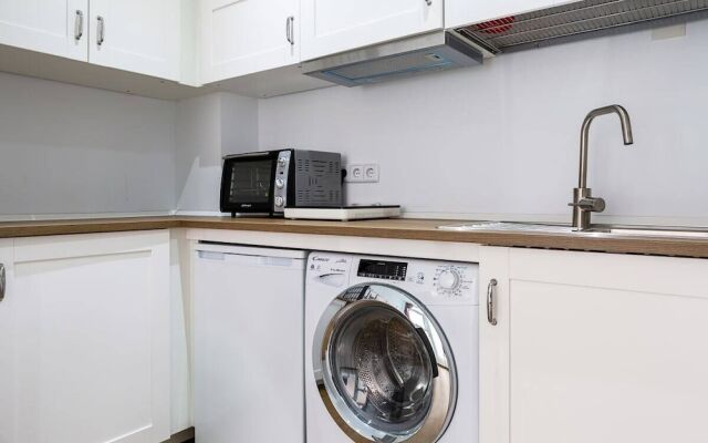 Cozy Studio in Central Madrid - 4mins to Metro