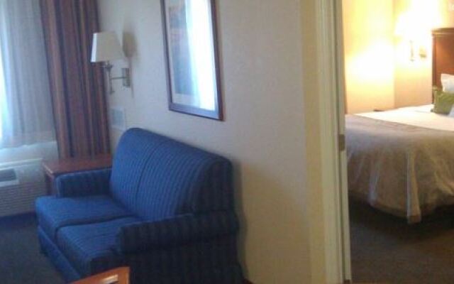 Candlewood Suites