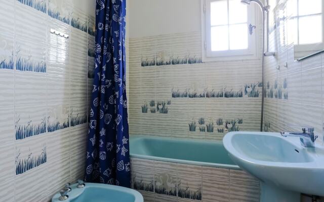 Boutique Holiday Home in Bormes-les-Mimosas with Pool