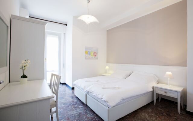 Riviera Apartments Corso Italia 6