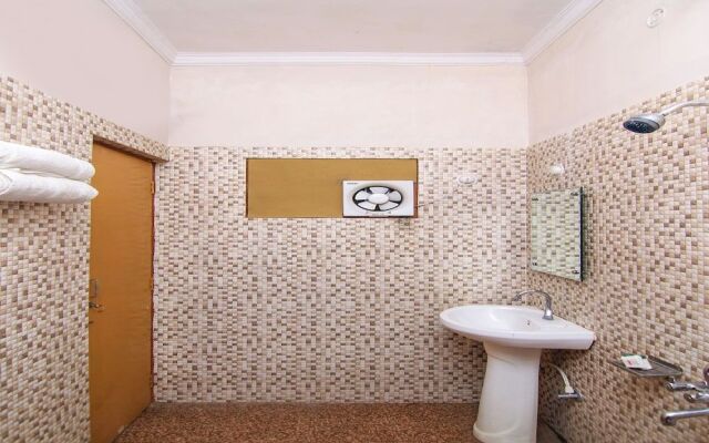 OYO 7441 Gomti Nagar