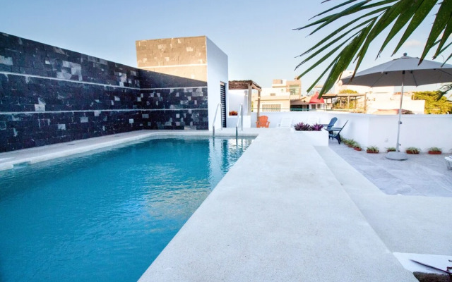 Arkana 9 by Grupo Amber