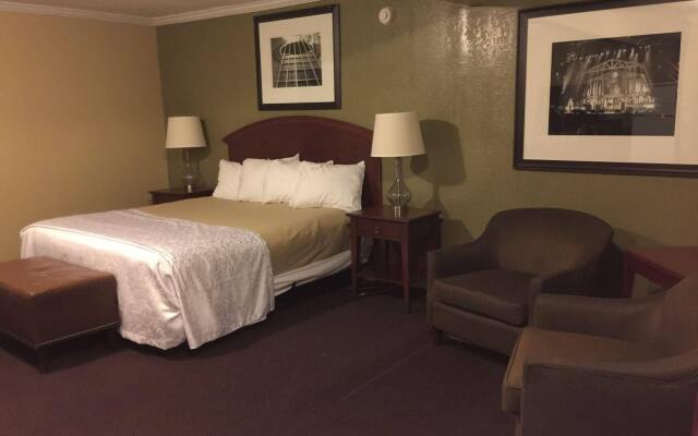 Ranch House Inn and Suites