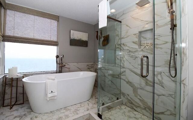 Beach Colony Tower Penthouse 16A