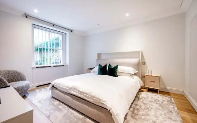 Kensington High Life- by Out of Office Lifestyle