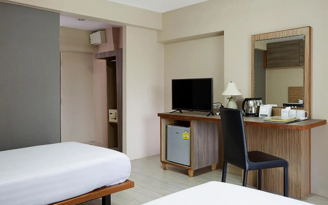 Watana Hotel