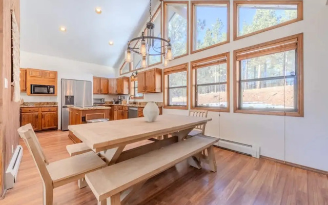 Grand Angel Fire Mountain Luxury ski Chalet