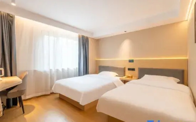 Ruiyi Light Residence Hotel