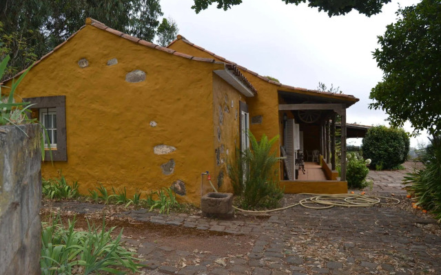 Casa Rural Moya