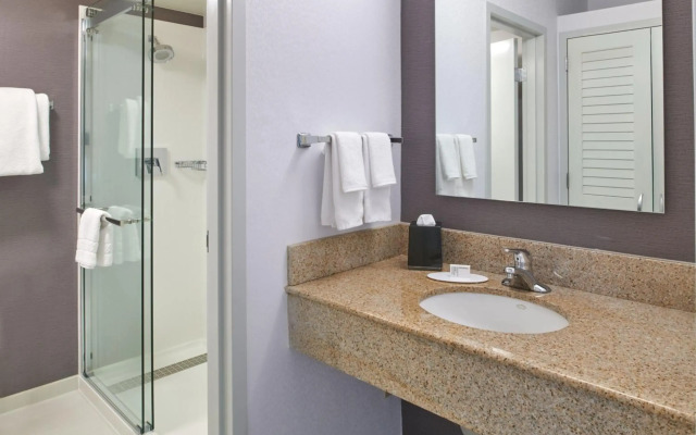 Courtyard by Marriott Detroit Troy