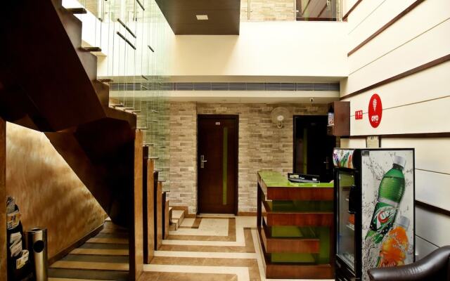 OYO 3537 Hotel Landmark