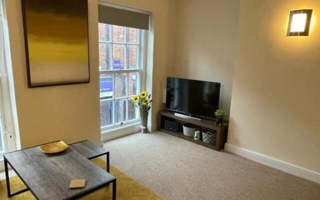 Flat 1 Chestergate