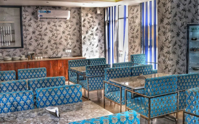 Hotel E Suites
