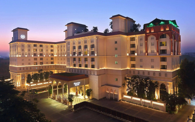 Sheraton Grand Pune Bund Garden Hotel