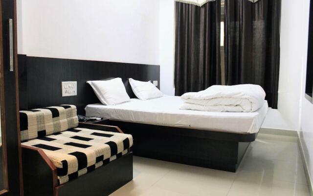 Maruti Group of Hotels - Tulsi Hotel