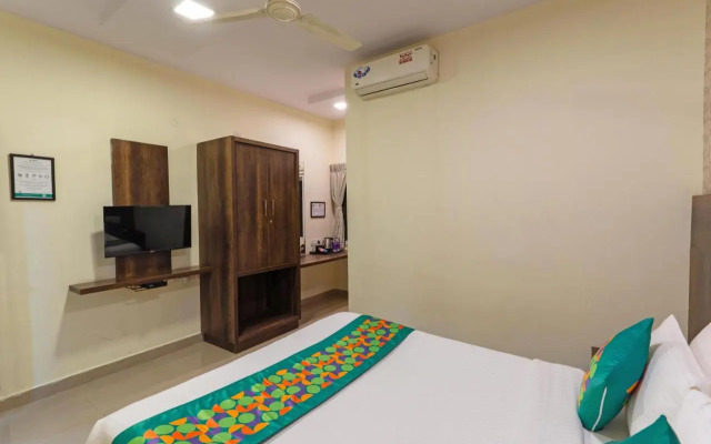 Treebo Cranberry Delight