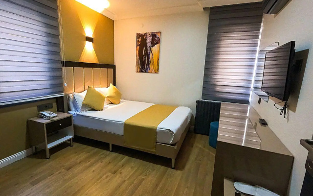 Rer Hotel