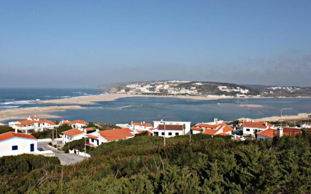 Praia Del Rey PoolGolfView