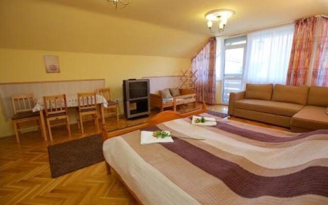 Főnix Apartman