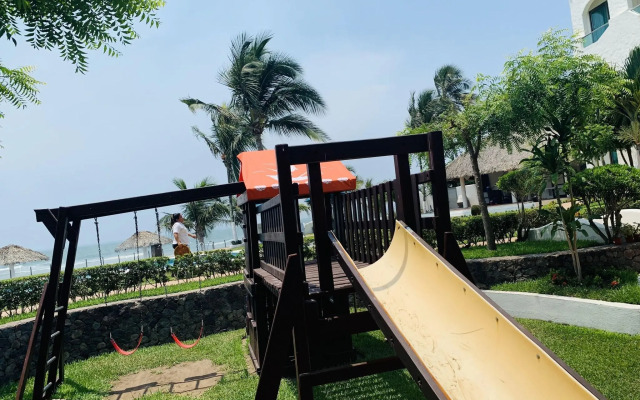 Hotel Playa Caracol