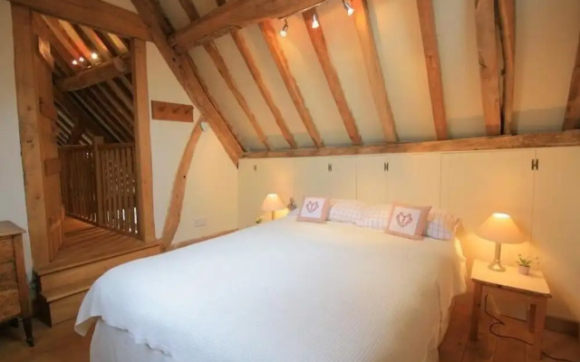 Whites Farm Barn