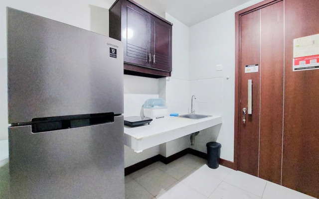 Comfort And Homey 1Br Apartment Scientia Residence
