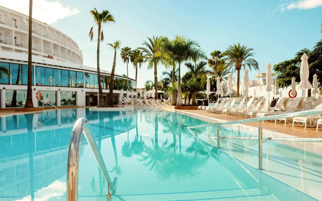 Sunprime Atlantic View Suite & Spa