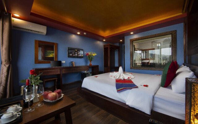 Saparis Hotel