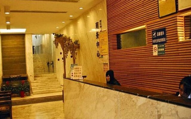 Huayu Runzhu Hotel